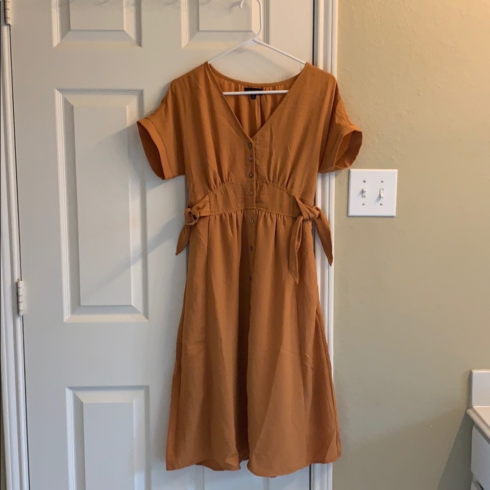 Never worn roolee dress size small